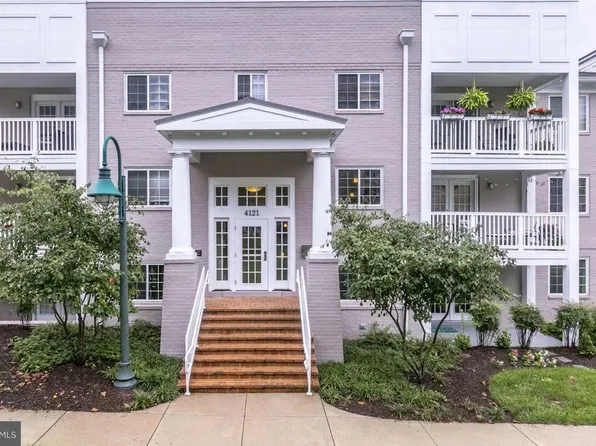 4121 S Four Mile Run Dr Unit 304, Arlington, VA 22204