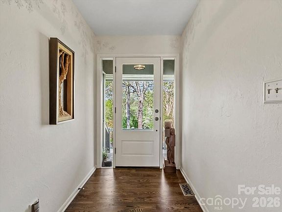 4th image of 68 Acorn Rd