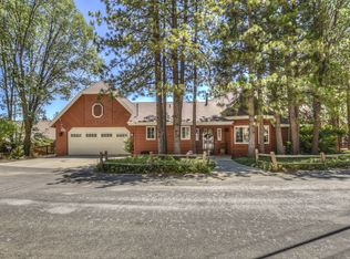 153 Old Toll Rd, Lake Arrowhead, CA 92352