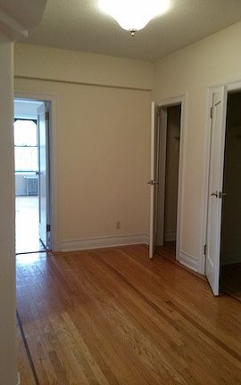 5th image of 4209 47th Ave APT 1C