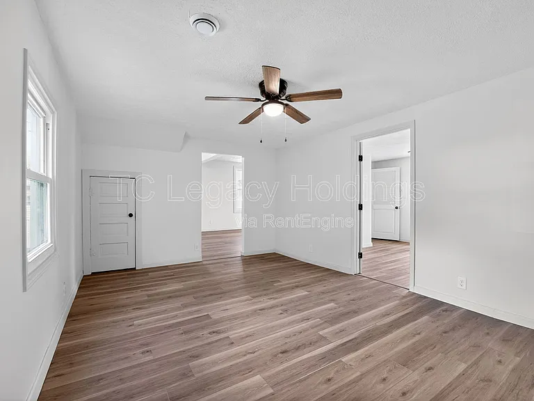 73 Beechwood Ave — Photo 13