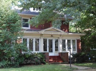 405 Paris Ave, Rockford, IL 61107