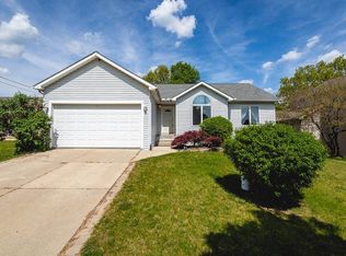 10498 Ferris Dr, Cement City, MI 49233