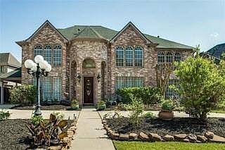 1st image of 7811 Shelburne Cir