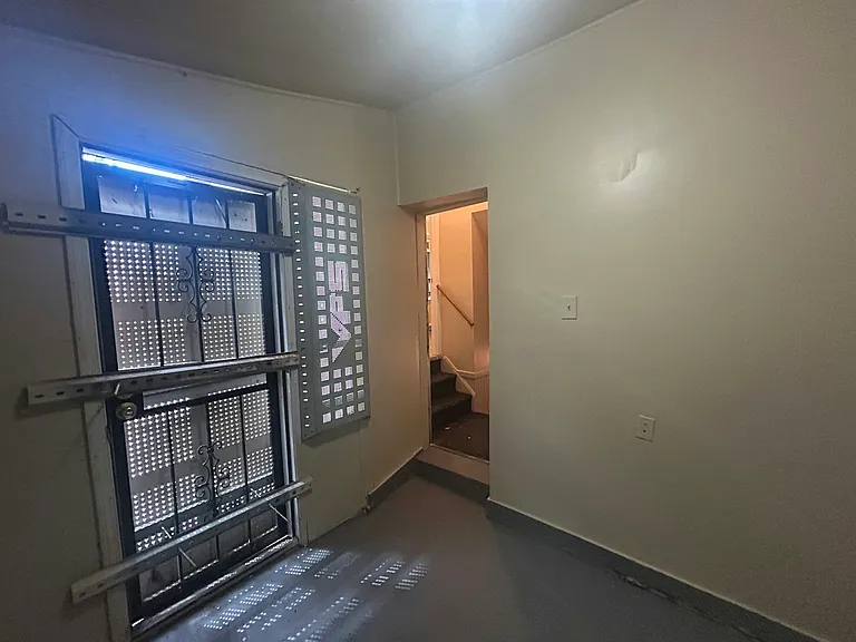 5290 University Pl — Photo 19