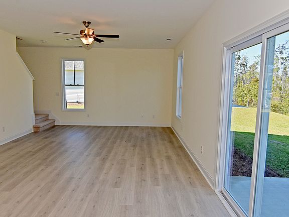 Image represents a previous build. Current selections may vary.