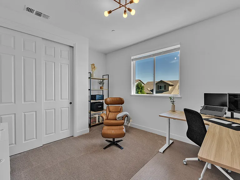 4578 Flagstaff Dr — Photo 40