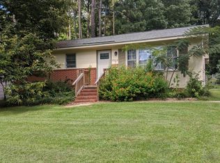 822 Chatham Ln, Raleigh, NC 27610