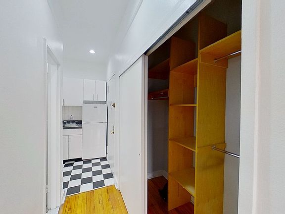 4th image of 514 E 88th St APT 2A