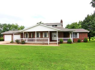 711 E School St, Advance, MO 63730