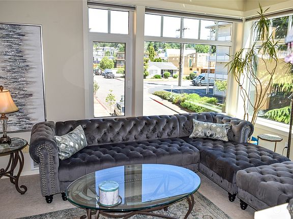 4th image of 108 2nd Avenue S #311