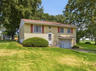 13609 137th Ave W, Taylor Ridge, IL 61284