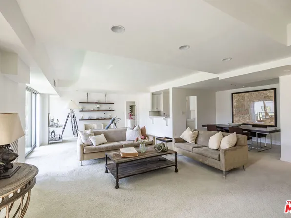 1155 N La Cienega Blvd APT 509, West Hollywood, CA 90069