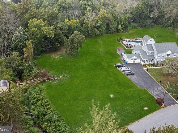 5th image of 0 Marlborough Ln