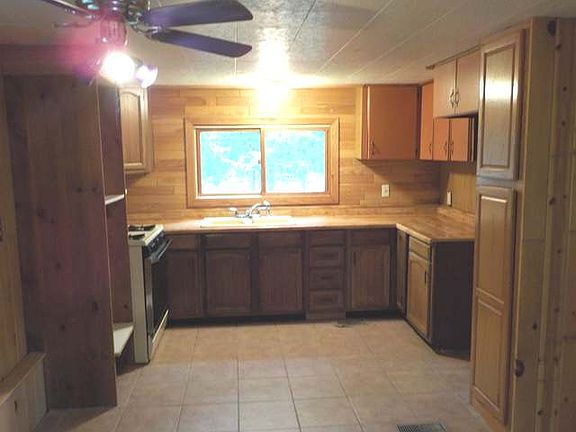 4th image of 1590 Dogwood Dr