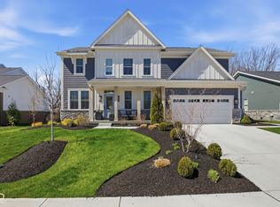 19918 Chatham Green Dr, Westfield, IN