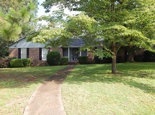 102 Berkeley Rd, Albany, GA 31721