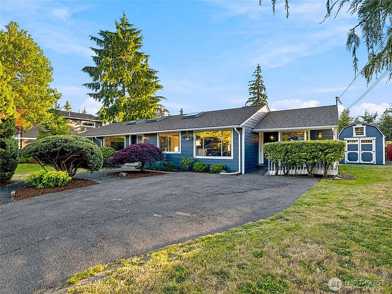 4th image of 21822 92nd Avenue W