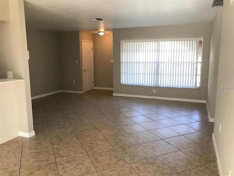 1st image of 331 Dundee Dr