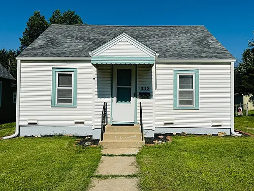 2115 N Weller Ave Photo 1