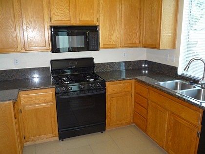 2nd image of 3241 Babson Dr