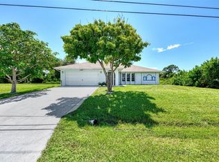 9093 Castlehill Ave, Englewood, FL 34224