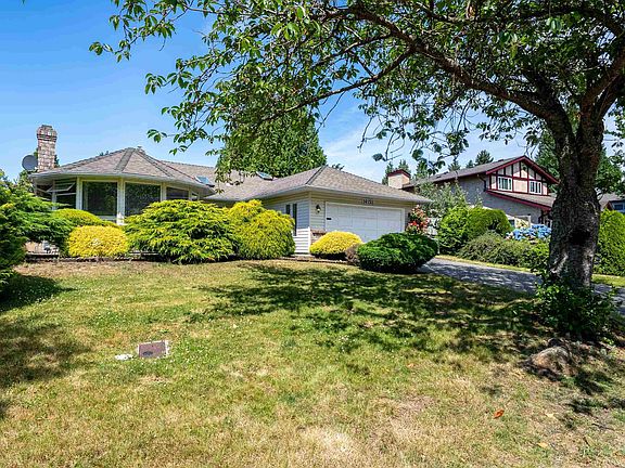 2nd image of 14151 16a Ave