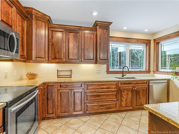 4th image of 950 Mazerolle Settlement Rd