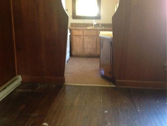 5th image of 3410 South St