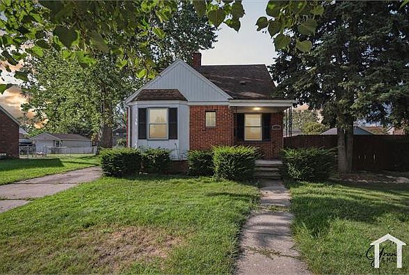 1st image of 953 Riverbank St
