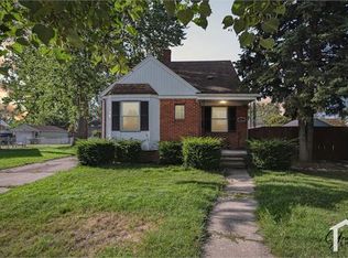 953 Riverbank St, Lincoln Park, MI 48146