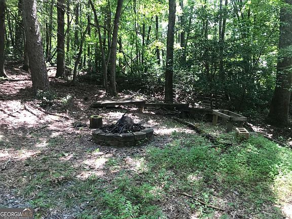 5th image of 166 Mountain Top Dr