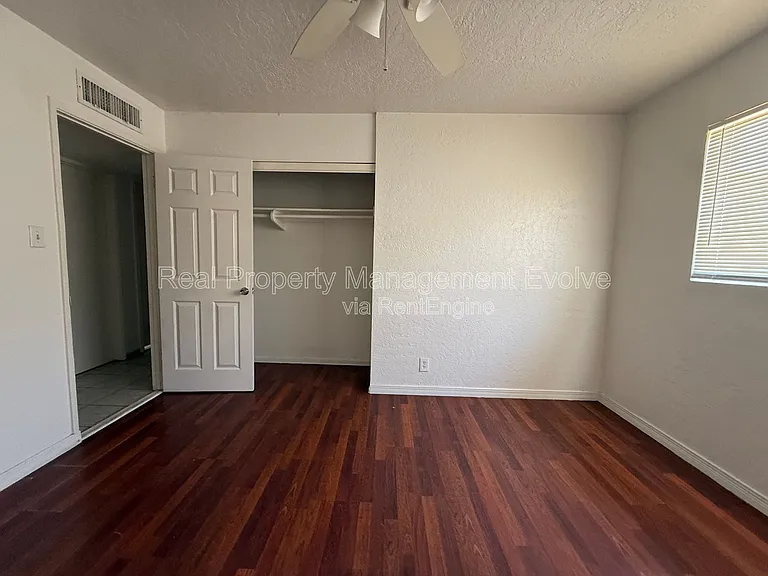 4021 W Berridge Ln — Photo 12