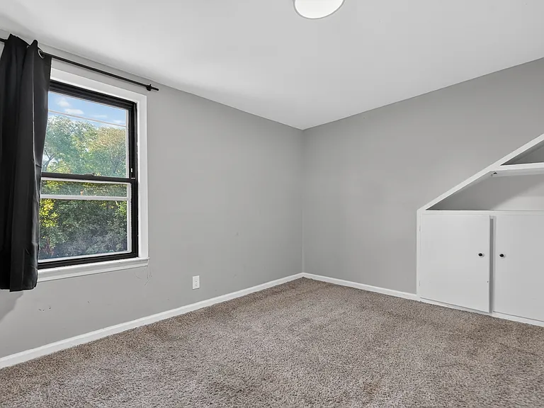 7945 W 91st St — Photo 16