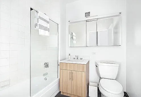 200 East 87th Street — Photo 4