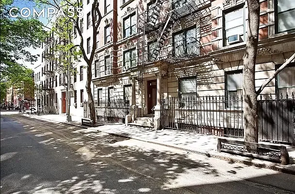 Rented by LJ Sloane Management | media 17