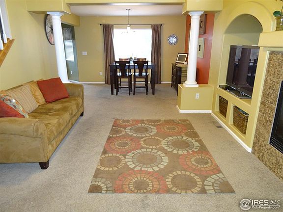 3rd image of 2895 Ariel Dr