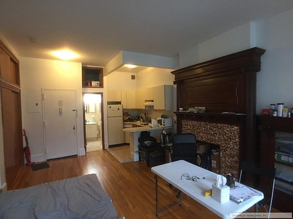 4th image of 306 W 106th St APT 3F