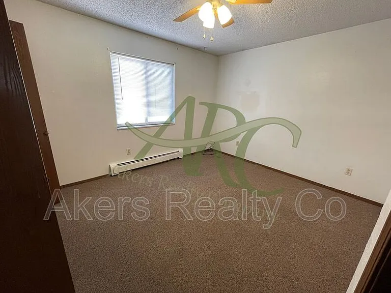 1322 Anita St — Photo 11