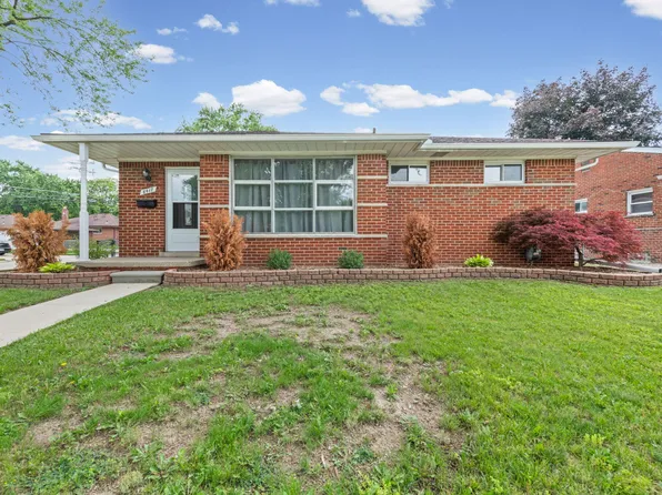 8417 Colonial St, Dearborn Heights, MI 48127