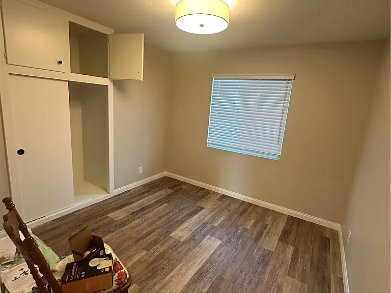 514 E Chalynn Cir — Photo 9