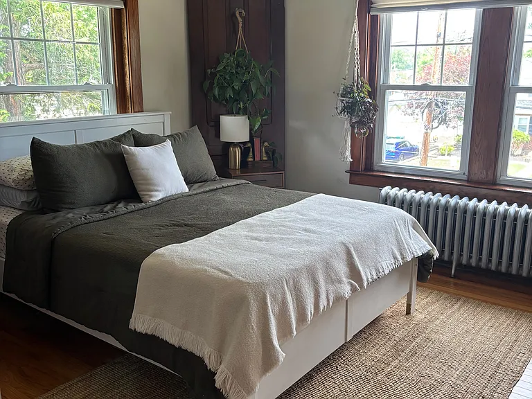 208 S 5th St — Photo 13
