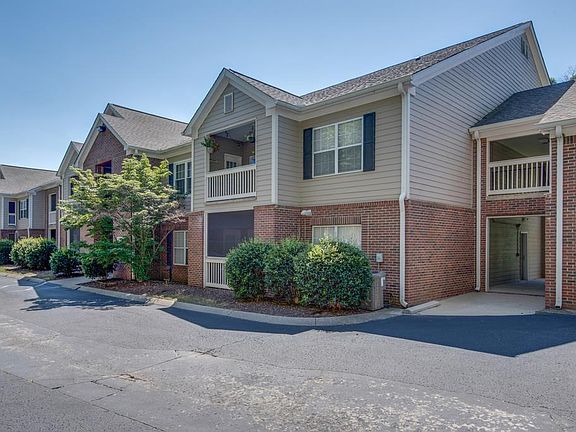 2nd image of 6820 Highway 70 S APT 215