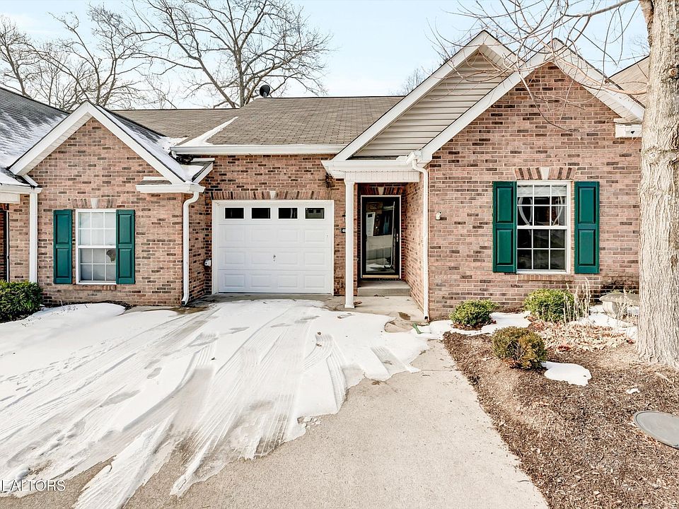 1st image of 6953 La Christa Way