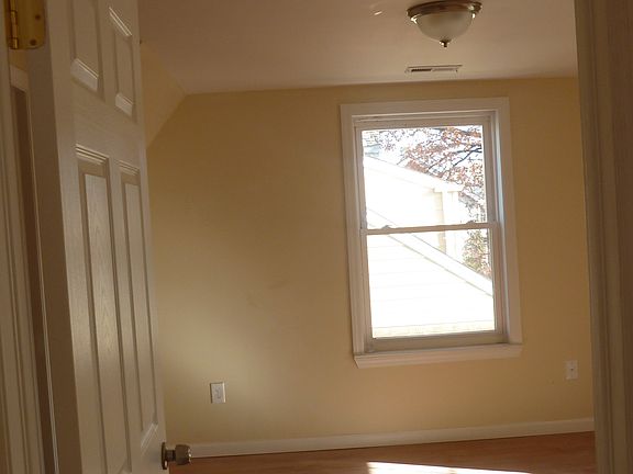 2nd image of 16 Avenel St #2