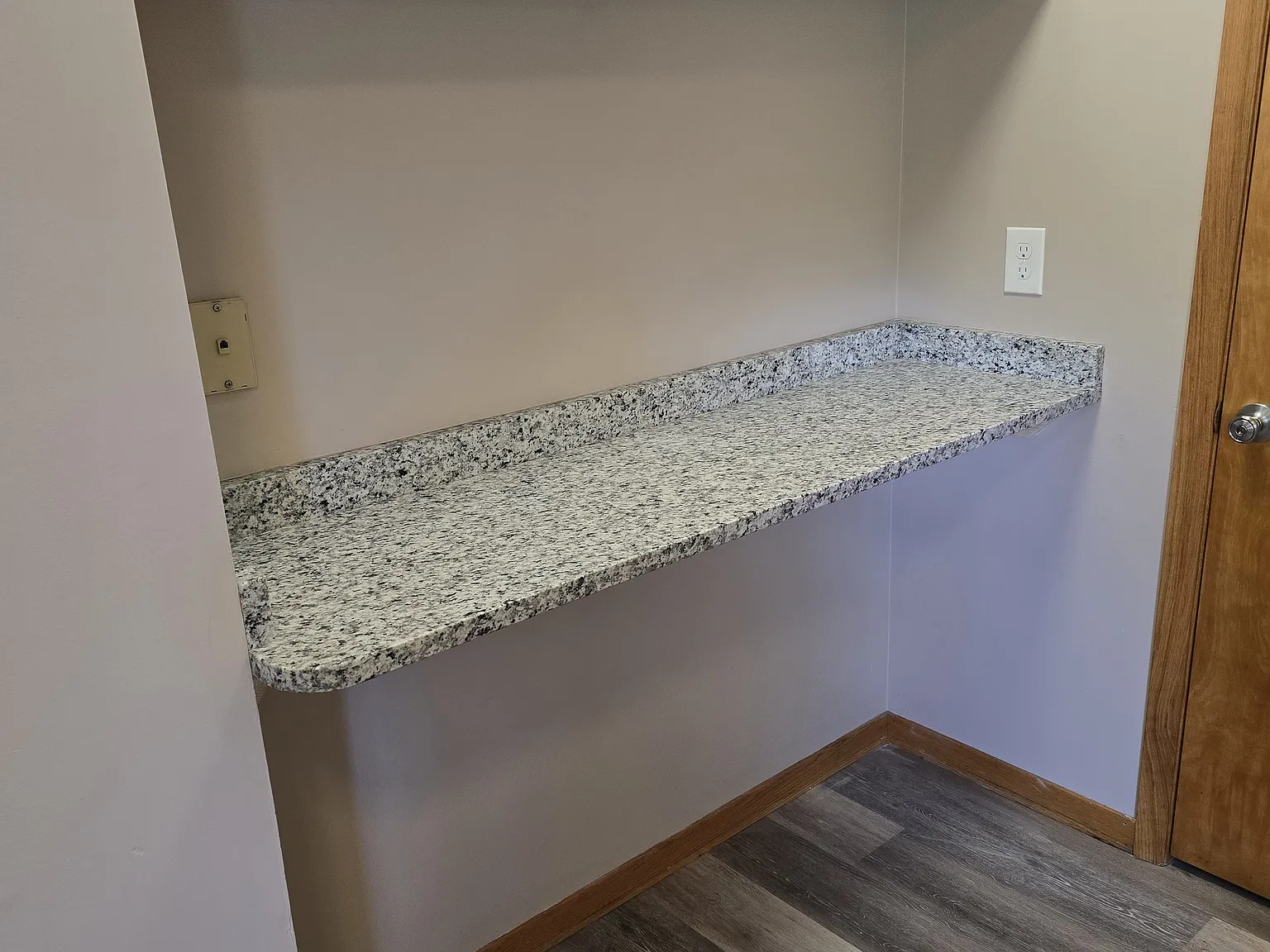 2 bed, 1.5 bath, 1100 sqft, $1,200 — Photo 4