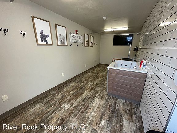 5th image of 3500 38th Ave S #11581716