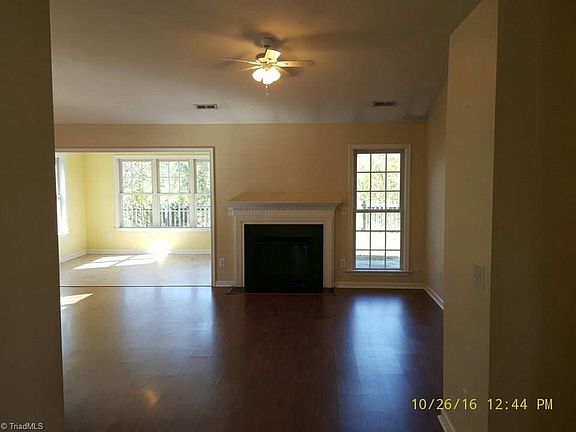 3rd image of 6215 Black Willow Dr