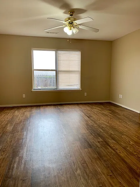 4100 SW Shadow Rock Pl - 3 — Photo 4