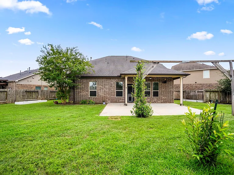 31767 Chapel Rock Ln — Photo 38